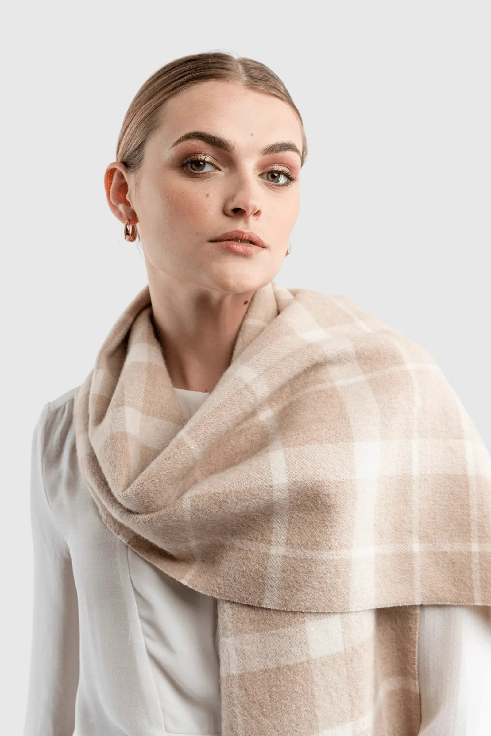 Alpaca Plaid Scarf - Image 11