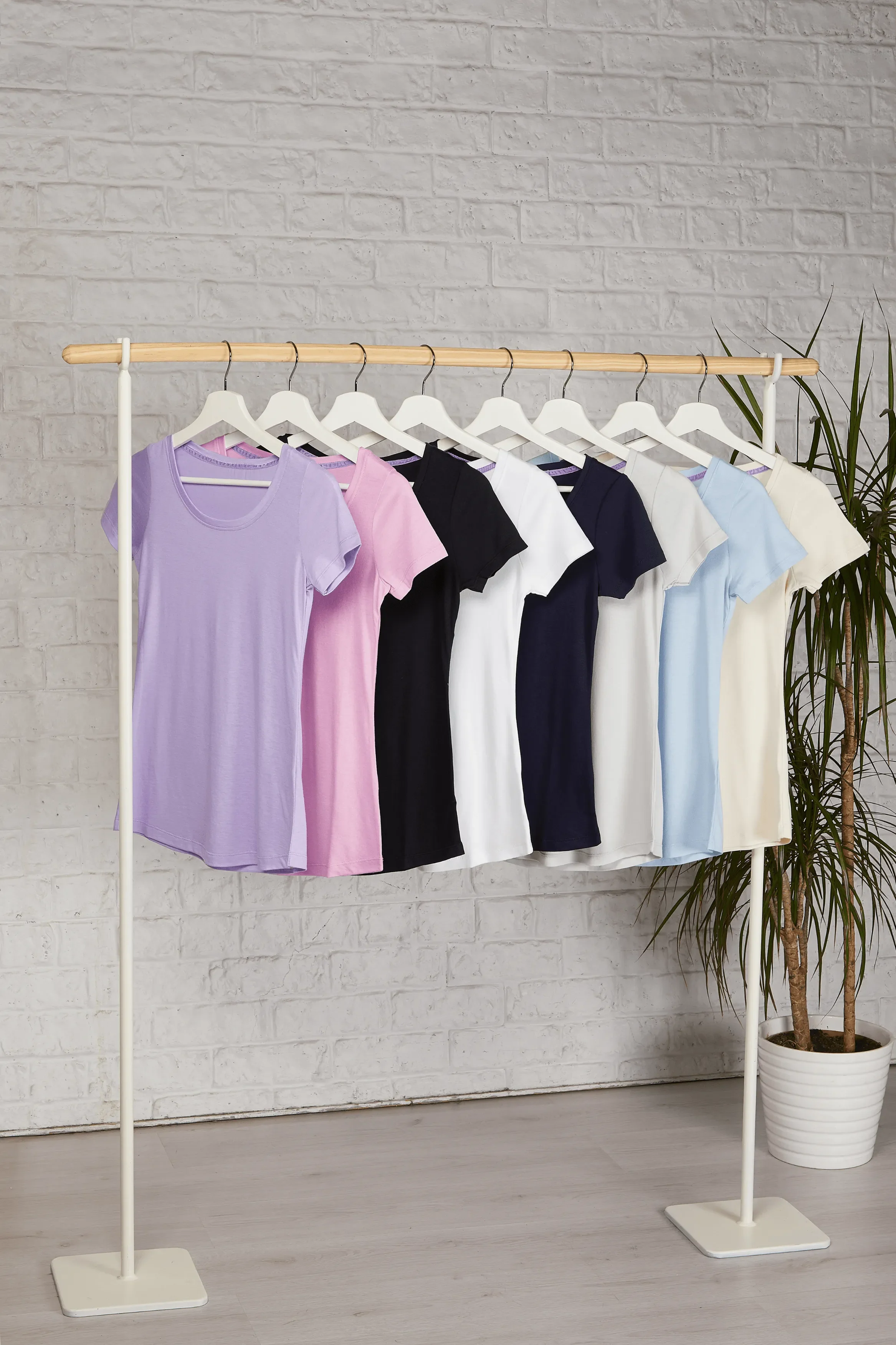 Scoop Neck Cotton Modal Blend T-shirt - Image 5