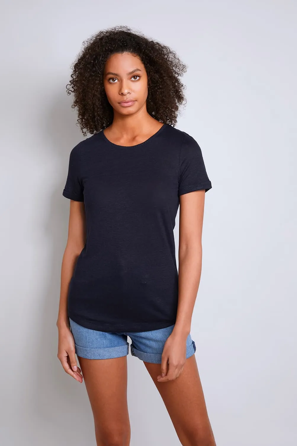 Linen T-shirt - Image 12