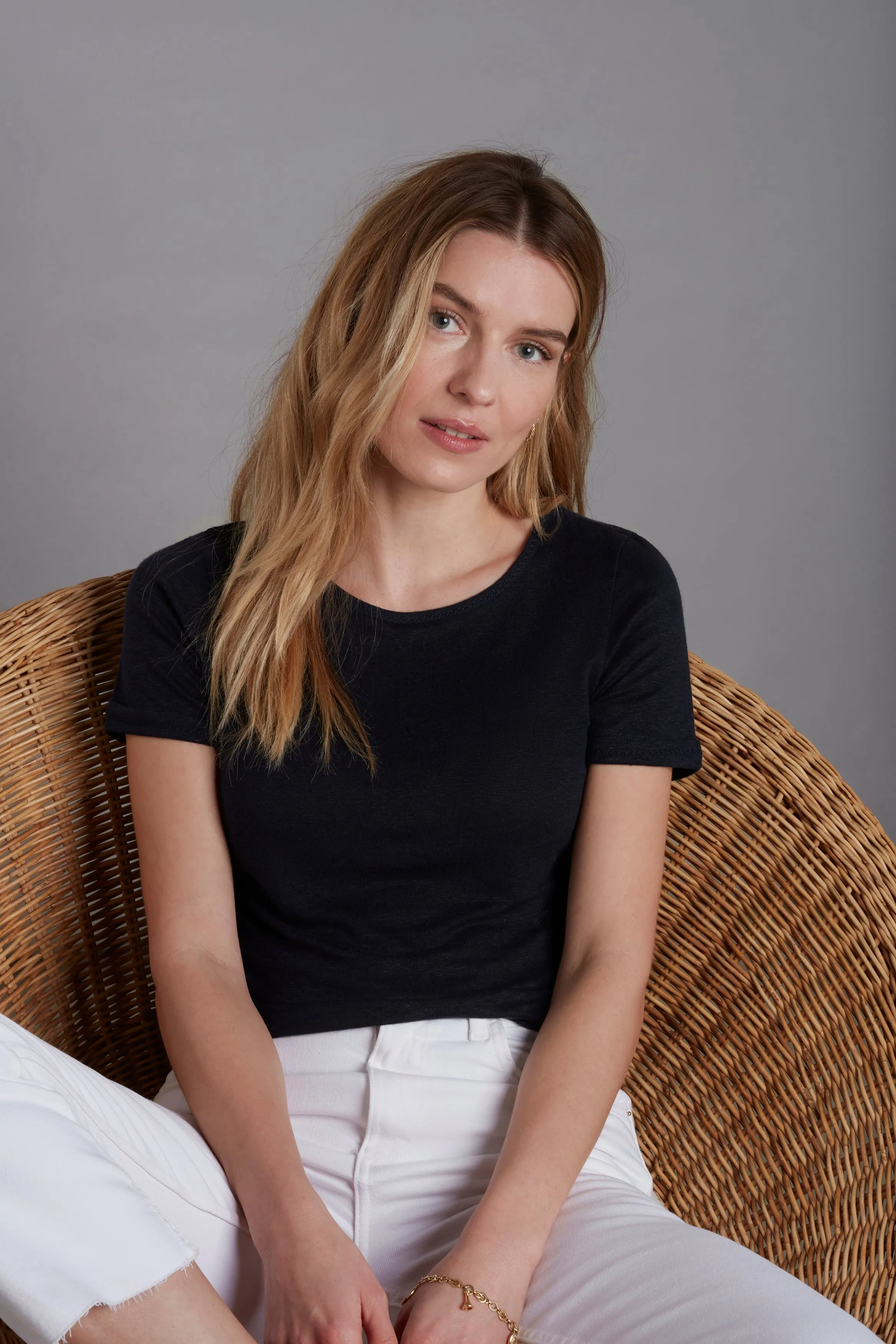Linen T-shirt - Image 13