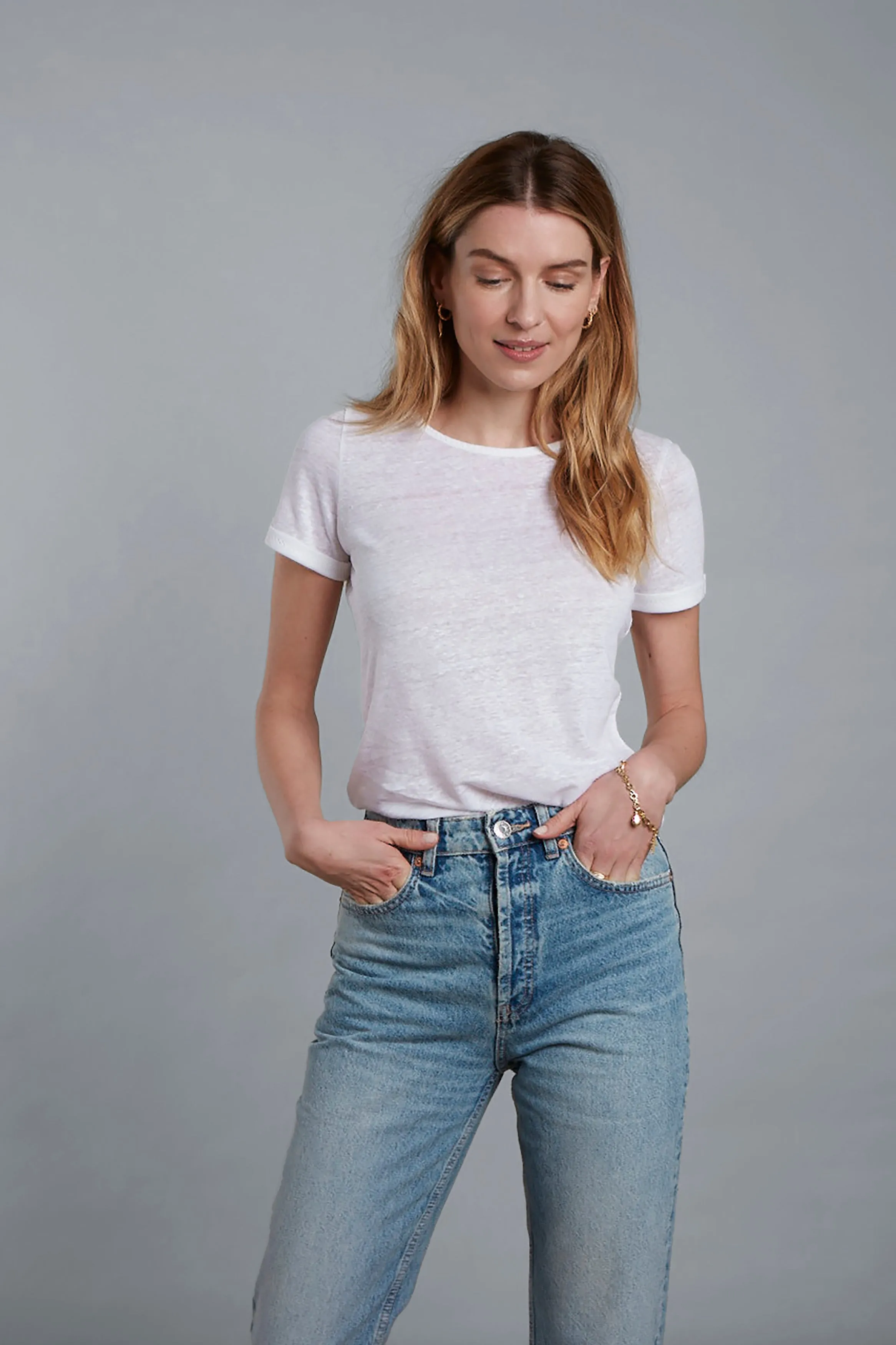 Linen T-shirt - Image 8